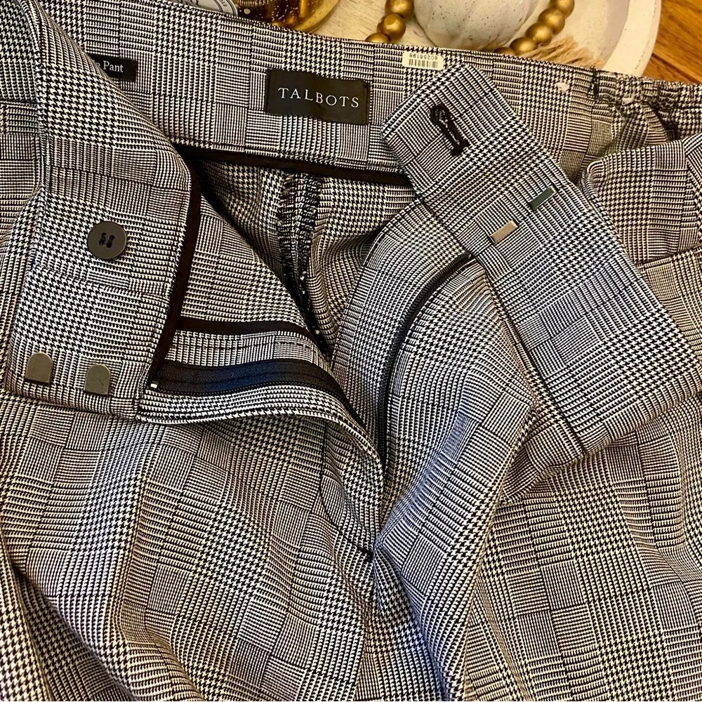 TALBOTS Chatham Ankle Pant Plaid Black White Slim Size 18 WP Petite Checkered